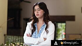 Chloe catches stepmom Lauren fucking bully Jane