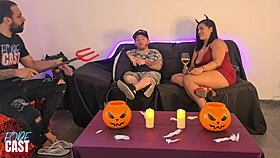 I Give the Presenter a Halloween Cum Swapping Treat
