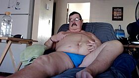 Happy Dyer in new running shorts