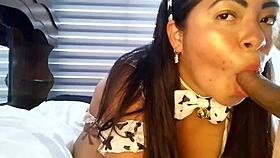 La Vaca, La Vaca, La Puta de La Vaca in sexy amateur costume play