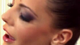 hey, watch this classy whore rub solo in high heels! 😘