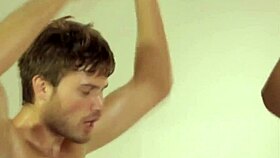 终极男同性爱教程巨怪鸡巴