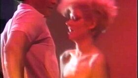 uhh, lois ayres shakin’ her ass on stage b4 gettin’ fucked!