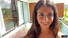 Boss's Daughter Tries To Seduce Employee At Villa Before Interview