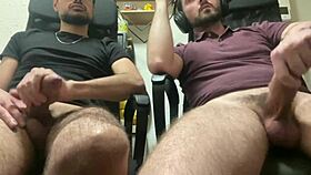 my friend cums while we watchin porn together, its so hot