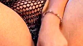 Lesbian Oral Cum In Mouth