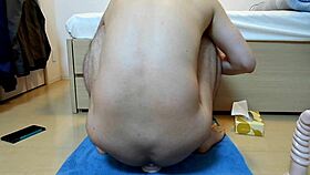 THIS SOLO GUY WINDS UP HIS STICK FOR A SUCKING CUMSHOT ORGASM