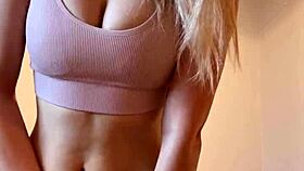 i am so horny, which hole do you want to fuck first? maiskii's skinny body begs for it.