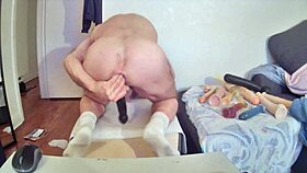 Gay Amateur Solo: Me, Myself, And Hi