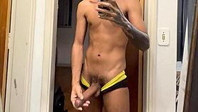 Parte 2 novinho roludo batendo punheta com big black cock