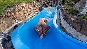 La Tonta De Mi Hermanastra Se Queda Atascada En La Resbaladilla De La Piscina Y Aprovecho Para Follarmela De Manera Salvaje Parte2