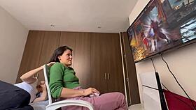 leave that play, fuck me, you're my favorite lesbian cousin