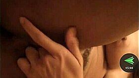 Morena de fuego se masturba intensamente para mí con pasión 😍