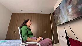 leave that play, fuck me, you're my favorite lesbian cousin