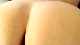 i rise and grind with her big booty