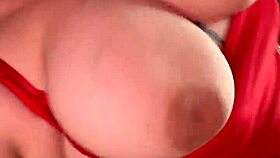 Latina amatérka šuká nevlastního tátu v horké domácí akci