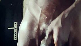 Can any lady handle this huge BBC in an open challenge?