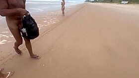 Fui pra praia de nudismo na bahia pra dar pros pirocudos
