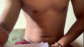 maluma catches me masturbating when the house is empty, in this solo amateur scene