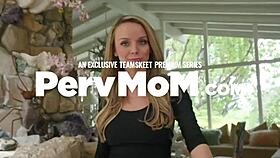 Paisley Brooks吞巨屌，妈的她超野！😜