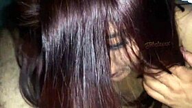 pendeja morocha petera se chupa una buena pija y se mete un consolador en la concha