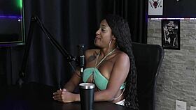 Vicky Menage Feels Curious Fetiche In Anal Sex With Two Cocks