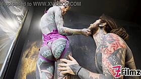 Alt Dominatrix Pegs Tattooed Worker Anal 😈