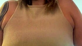 i trained at times square gym, my nipples hard, sweat dripping down my pussy, gringos stared and grabbed their hard cocks