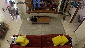 oh wow, hot wife thay ksada lets the delivery man suck her on the sofa! 😍🍆