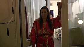 yo tony, your mom’s a hot cougar with big tits, wanna roleplay?