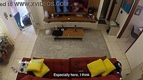 oh wow, hot wife thay ksada lets the delivery man suck her on the sofa! 😍🍆