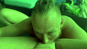 Amateur Wife's Pussy Licking Orgasm