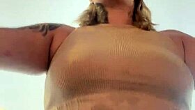 i trained at times square gym, my nipples hard, sweat dripping down my pussy, gringos stared and grabbed their hard cocks