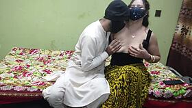 Pakistani Hot Aunty Calls Her Man to Take It in Her Ass!