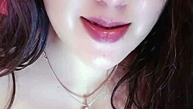 ¿Por Qué Solo Karir Vuelve Loco a Todos con Cada Movimiento?