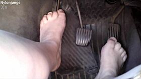 Zeraphine73 shows feet in car outdoor
