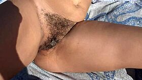 Unbelievable! Hairy amateur milf lets a pervert cum on her pussy at a French beach!