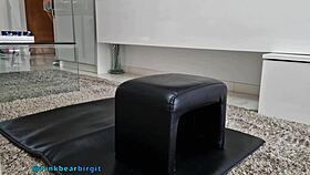 Cute amateur milf rides her Sybian for intense pleasure