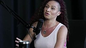 Blonde Amateur Did Gang Anal with Six Men in First Swing Experience