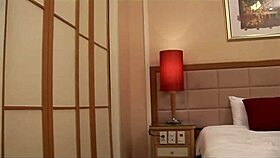 Falang and Thai gf fuck in hotel room