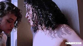 duas lesbicas peludas transando gostoso até fazer squirt, quer ver isso???