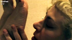 If You Suck My Toes, Expect a Great Day