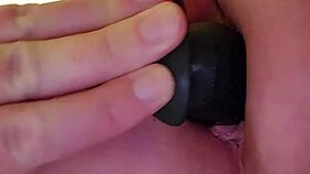 Amateur plug anal sodomy session intrigues with deep assfucking
