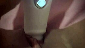 Kuinka herkullista! Minun märkä vittuni kuulostaa upealta kun masturboin 😍