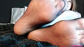 Worship The Soles Of My Goddess Feet?