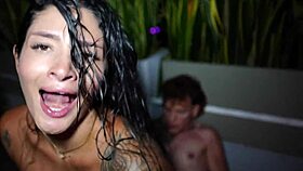 ¿Cómo humillarlo follando a su novia y terminando en su boca?