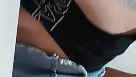 estaba cocinando y termin� follada y llena de leche