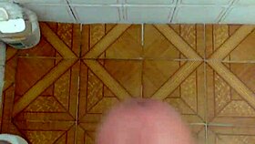 Minha linda gozada on cock