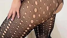 Mature blonde seduces me with lingerie, gets creampie