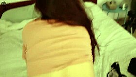 meinen stiefbruder dabei erwischt wie er mit meinem höschen wichst maryhaze